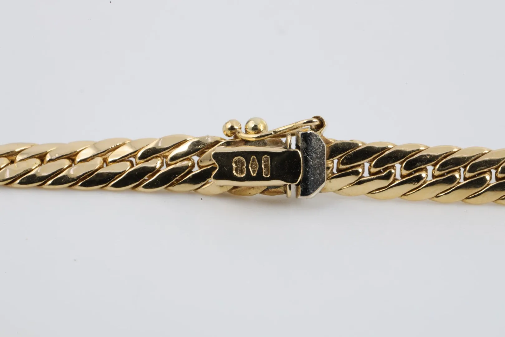 17.5" 18k Yellow Gold Cuban Chain (19.82g.)