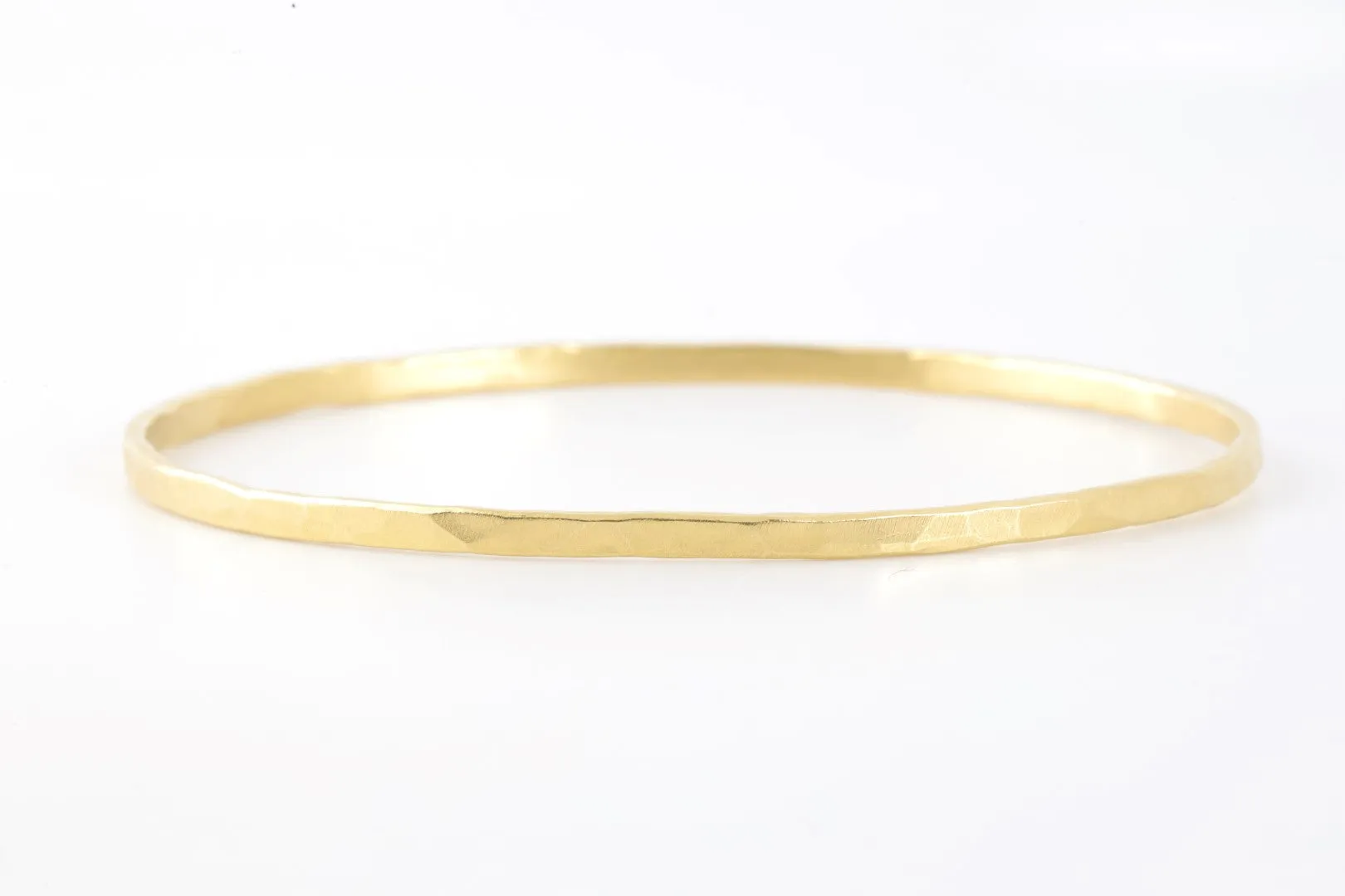 7.25" 20k Yellow Gold Bangle Bracelet (13.56g.)