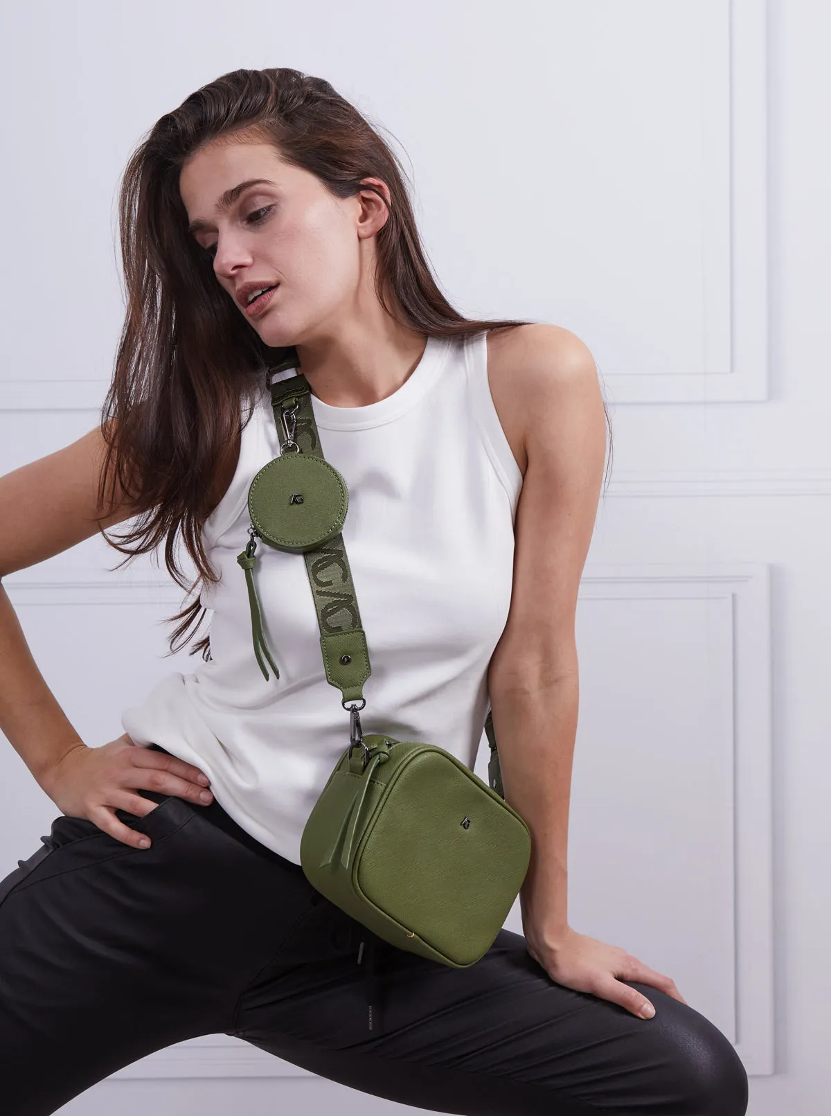 AG47 Hayley CrossBody - Olive