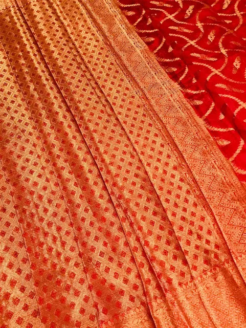 Beautiful Red Colored Silk Cotton Saree With Zari Work For Women