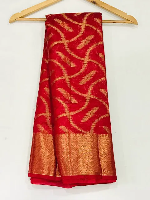 Beautiful Red Colored Silk Cotton Saree With Zari Work For Women