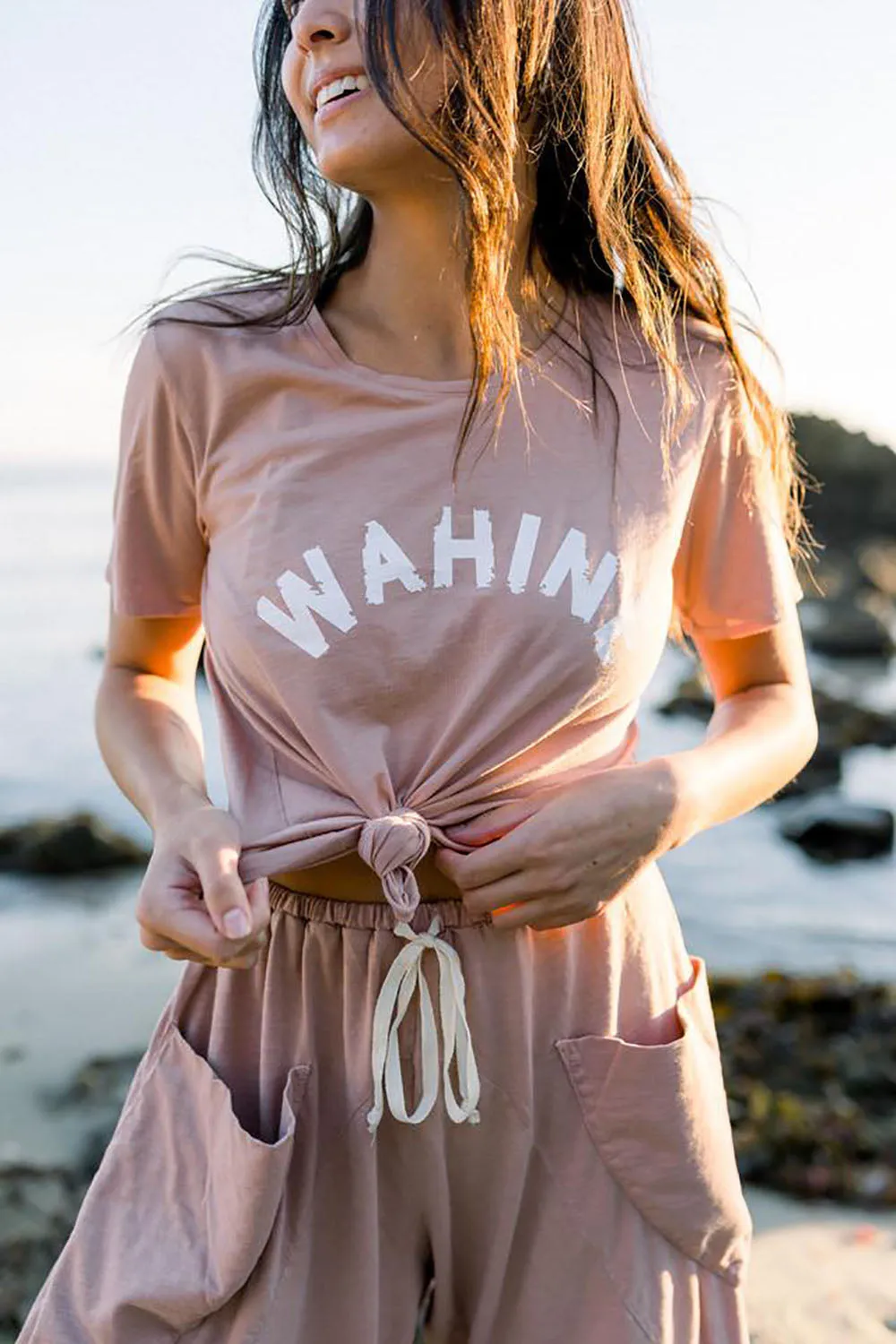 Dolkii Tee Wahine in Rose Cloud