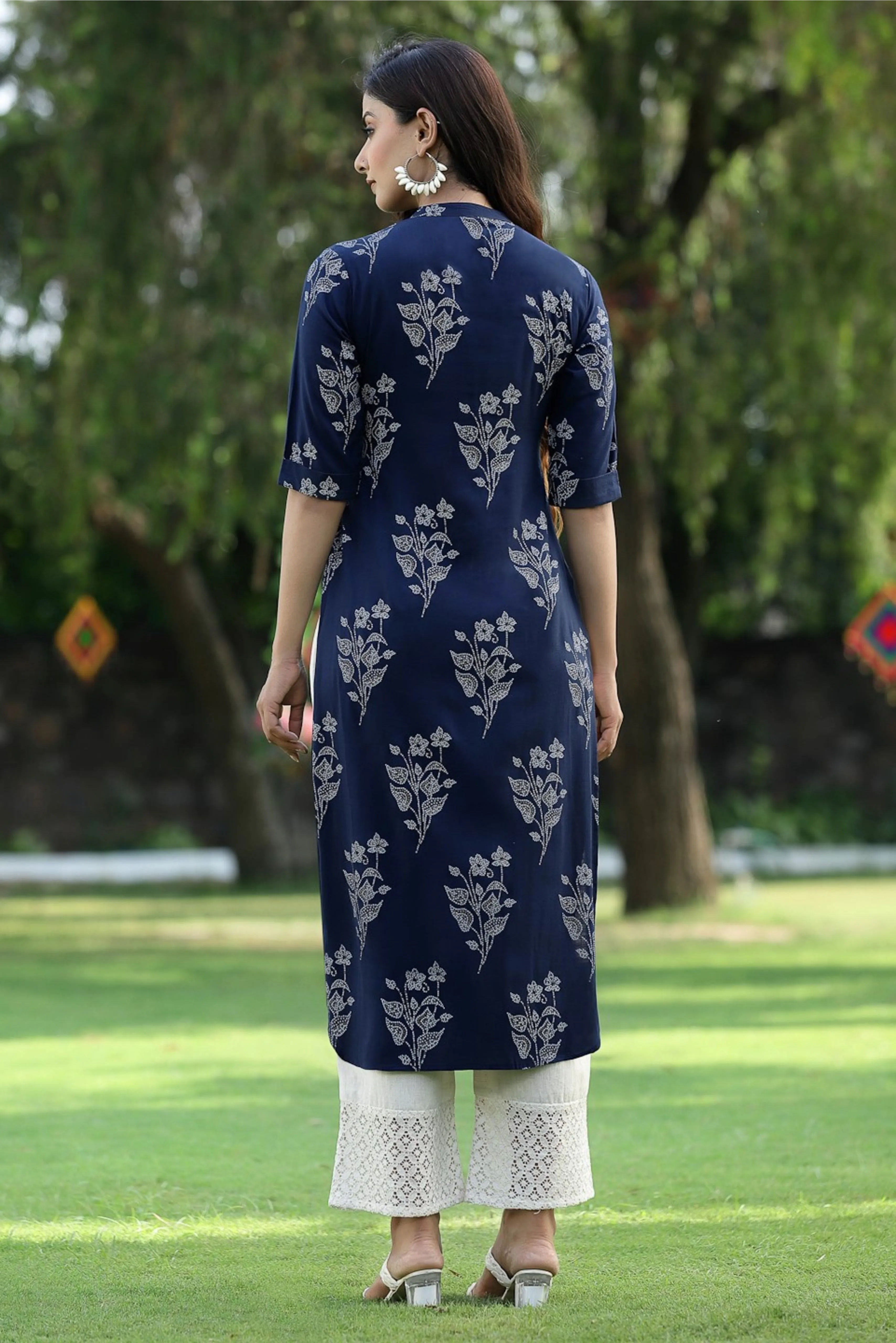 Juniper Indigo Bandhani Printed Rayon Slub Straight Kurta With Buttons