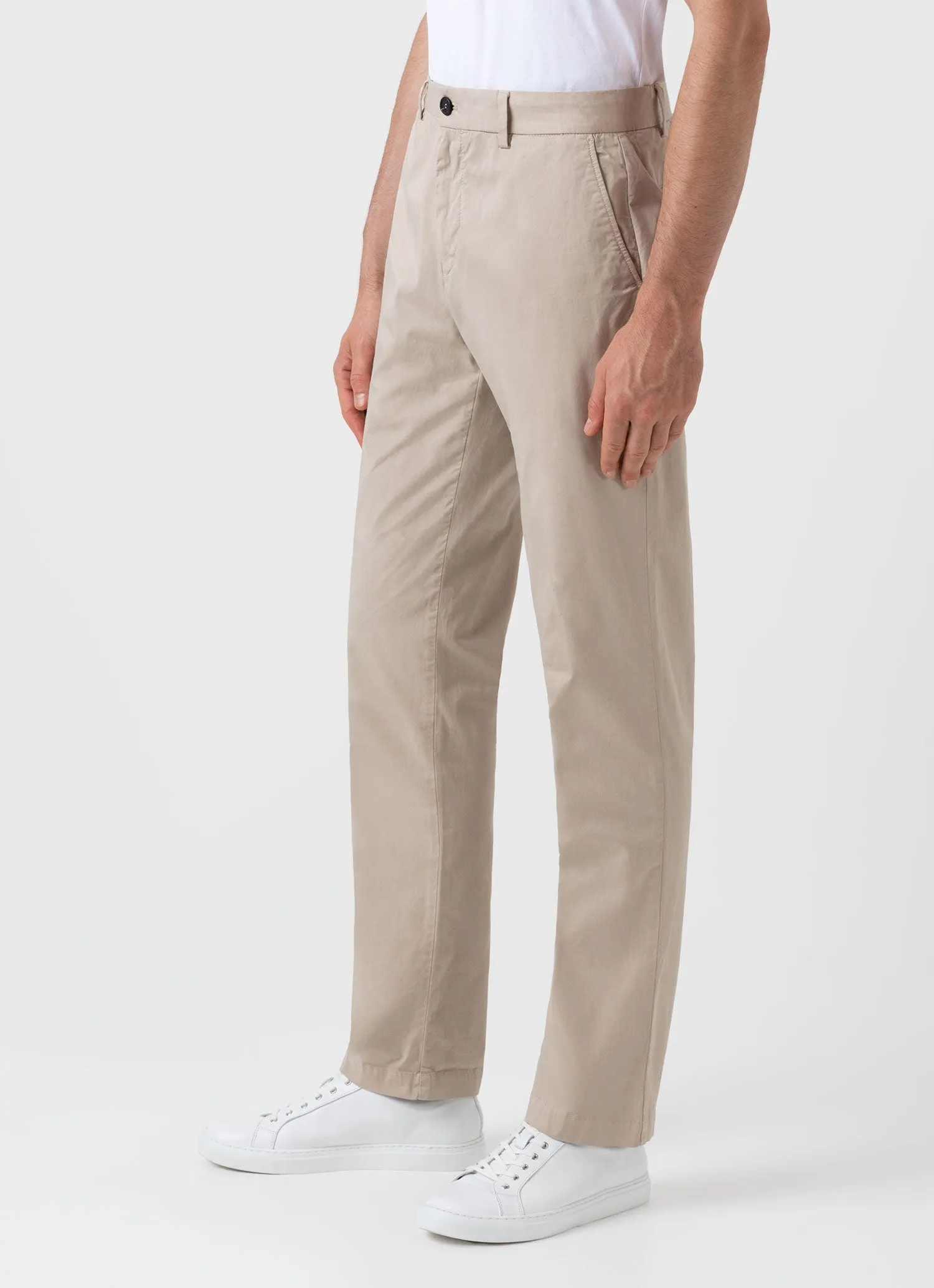 Men's Regular Fit Stretch Chino in Light Stone