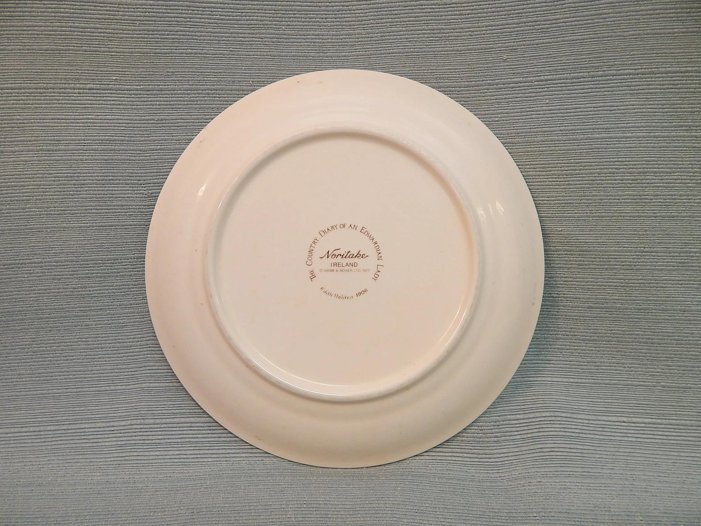 Noritake Ireland "The County Diary of an Edwardian Lady" Salad Plates - Very Good Condition