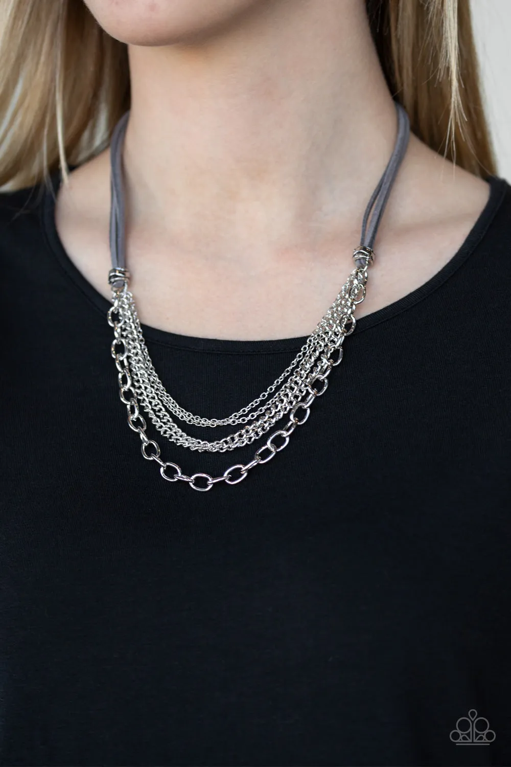 Paparazzi Free Roamer Silver Necklace Set