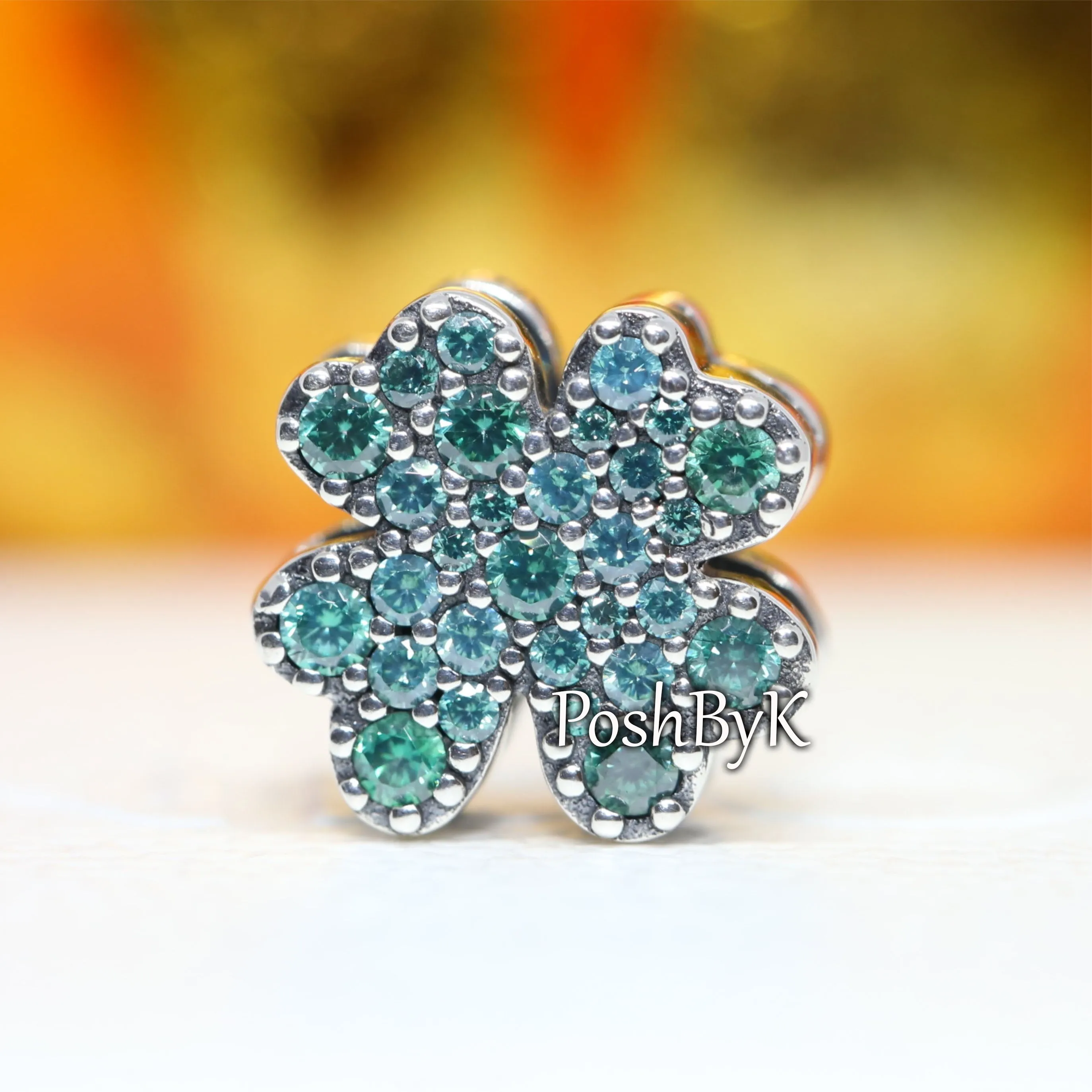 Pavé Four-Leaf Clover Clip Charm 798601C01