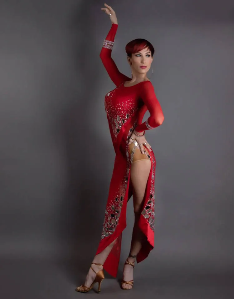 Red Latin Dress by Art-Master For Sale