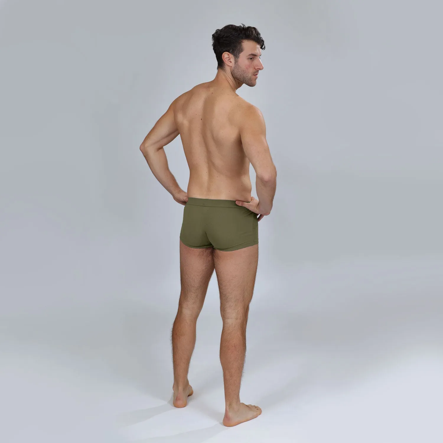 The TBô Military Green Trunk