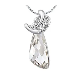 The white crystal leaf necklace